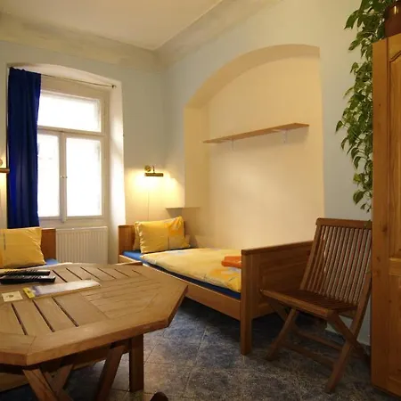 U Zlateho Konicka / The Golden Horse House Bed & Breakfast Praag