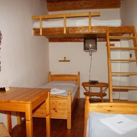 Bed & Breakfast U Zlateho Konicka / The Golden Horse House 3*